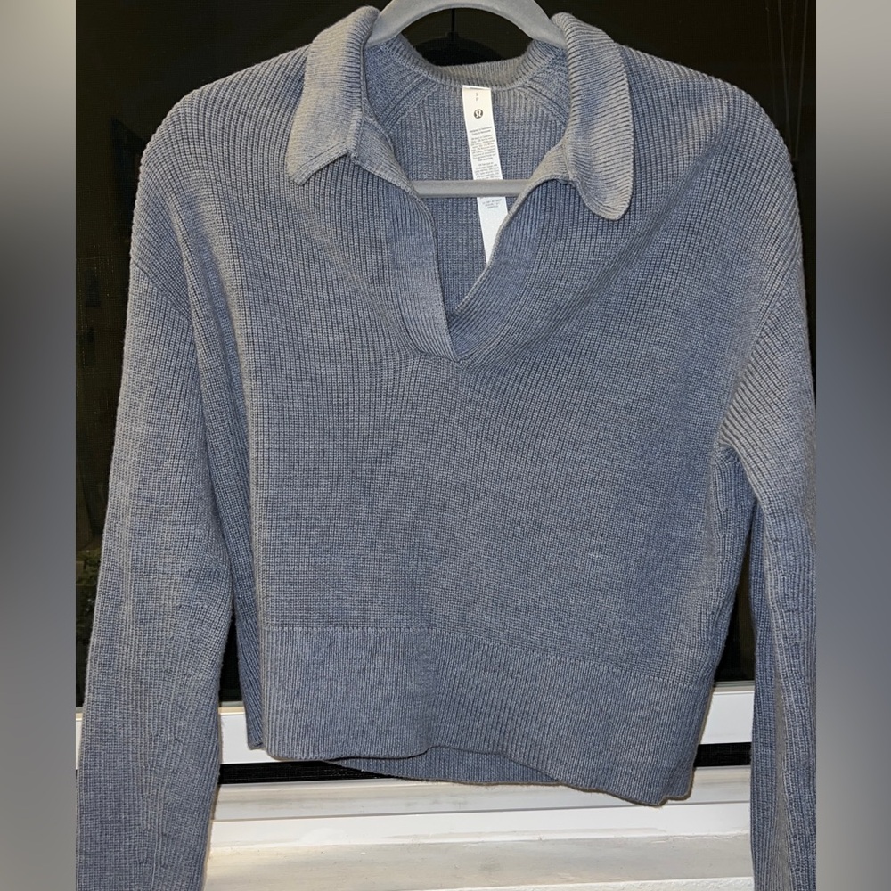 Lululemon blue sweater